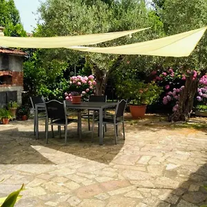 a-casa-di-leda.hotelitalianriviera.com/